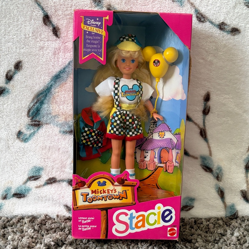 Mickey’s Toontown Stacie Barbie 1993